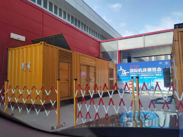 张店发电车出租-发电机无电压或电压太低怎么办？